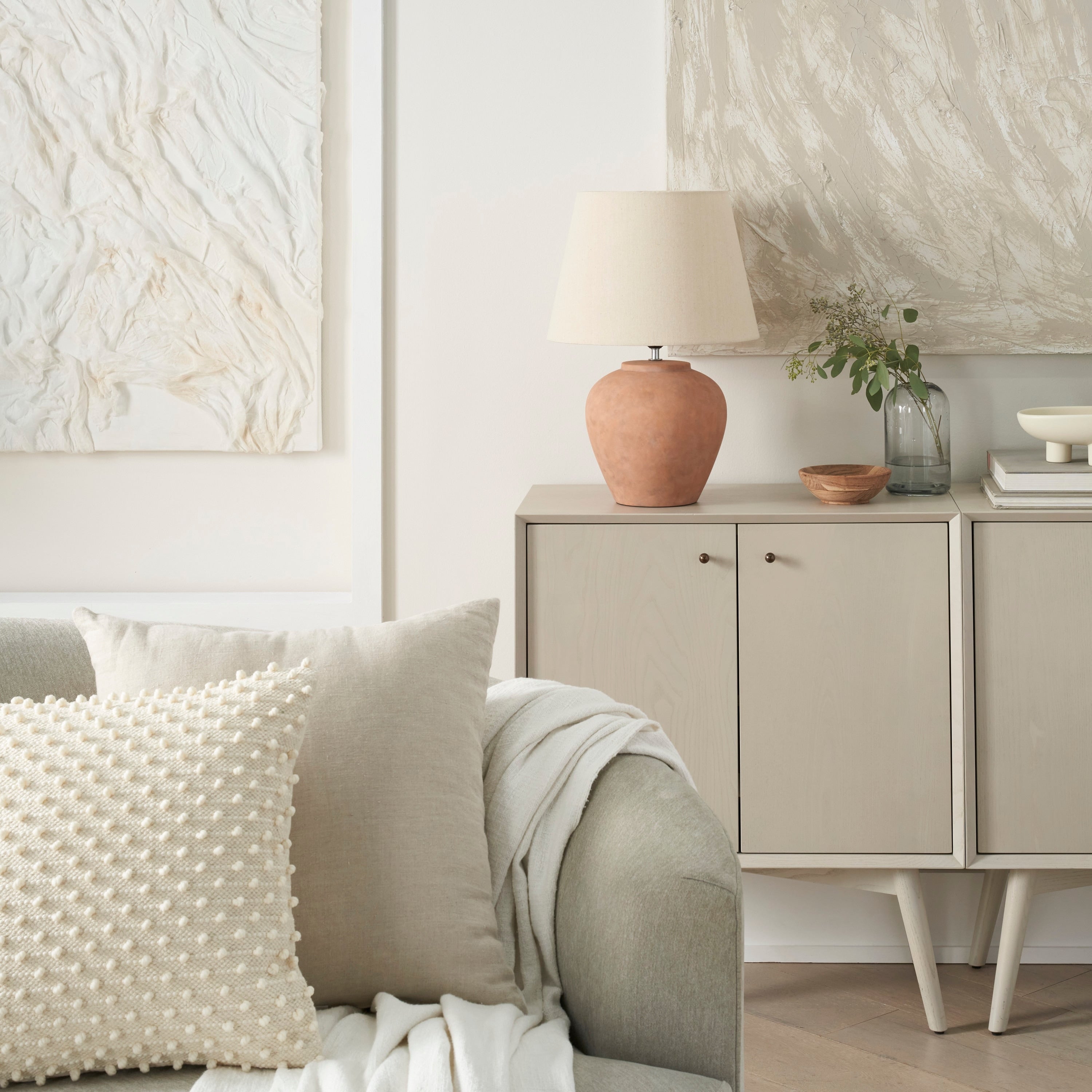 Nourison 20 Rustic Ceramic Pot Table Lamp